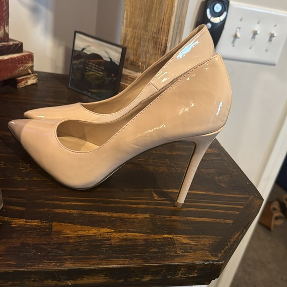 First Love Nude Pump! This shoe is classy and sassy! - Picture 2 of 4